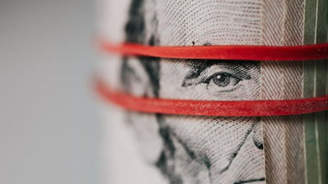 Detrick: Stay Overweight in Equities, Job Market Adds Economic Muscle